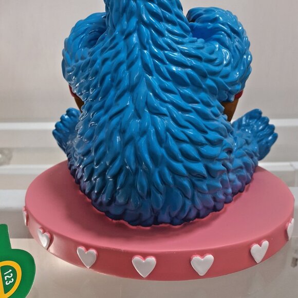Sesame Street Cookie Monster VALENTINE Figurine NWT 2025 - Picture 3 of 3